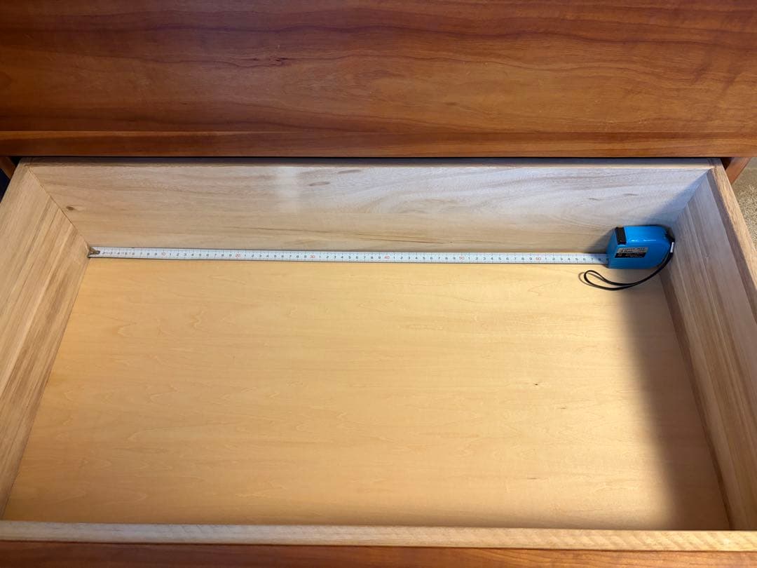 ブラックチェリー無垢材モダンチェスト