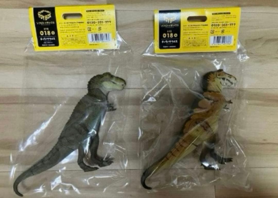 海洋堂 ソフビトイボックス ティラノサウルス 恐竜 フィギュア 2体セット
