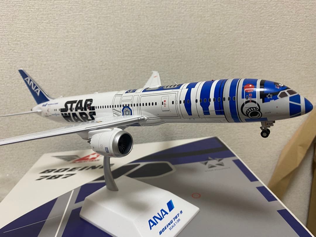 ANA1/200 R2D2 STAR WARS 塗装機