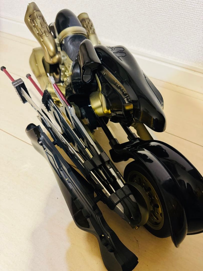 プレイアーツ改 クラウド・ストライフ&フェンリルフィギュア