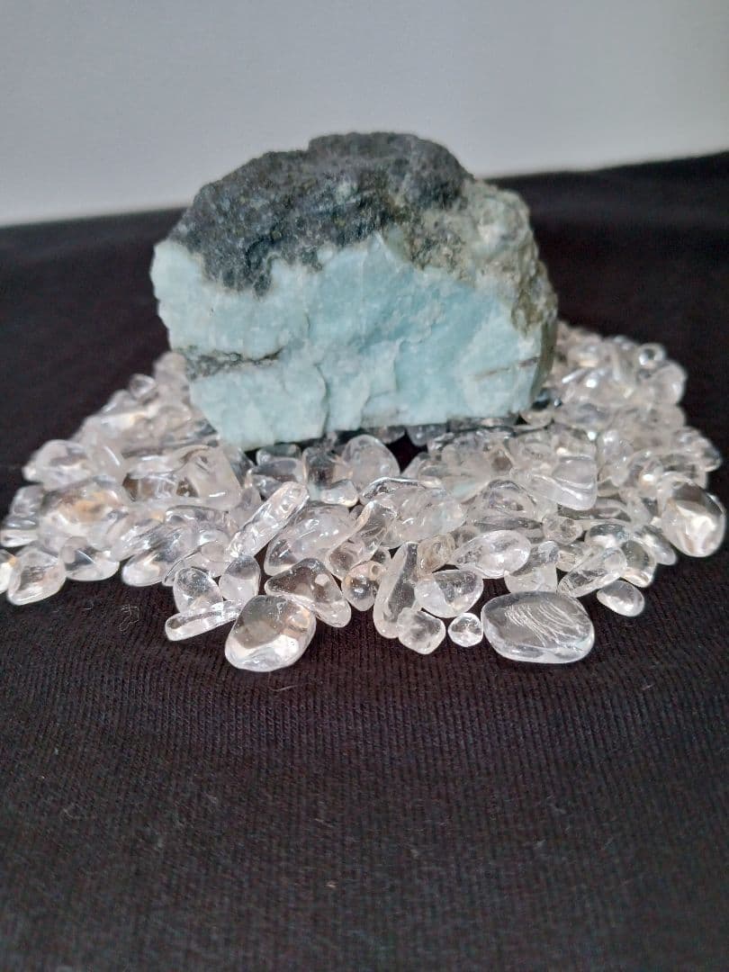 激レア　1点物　ドミニカ共和国産　母岩付き　希少ラリマー 原石