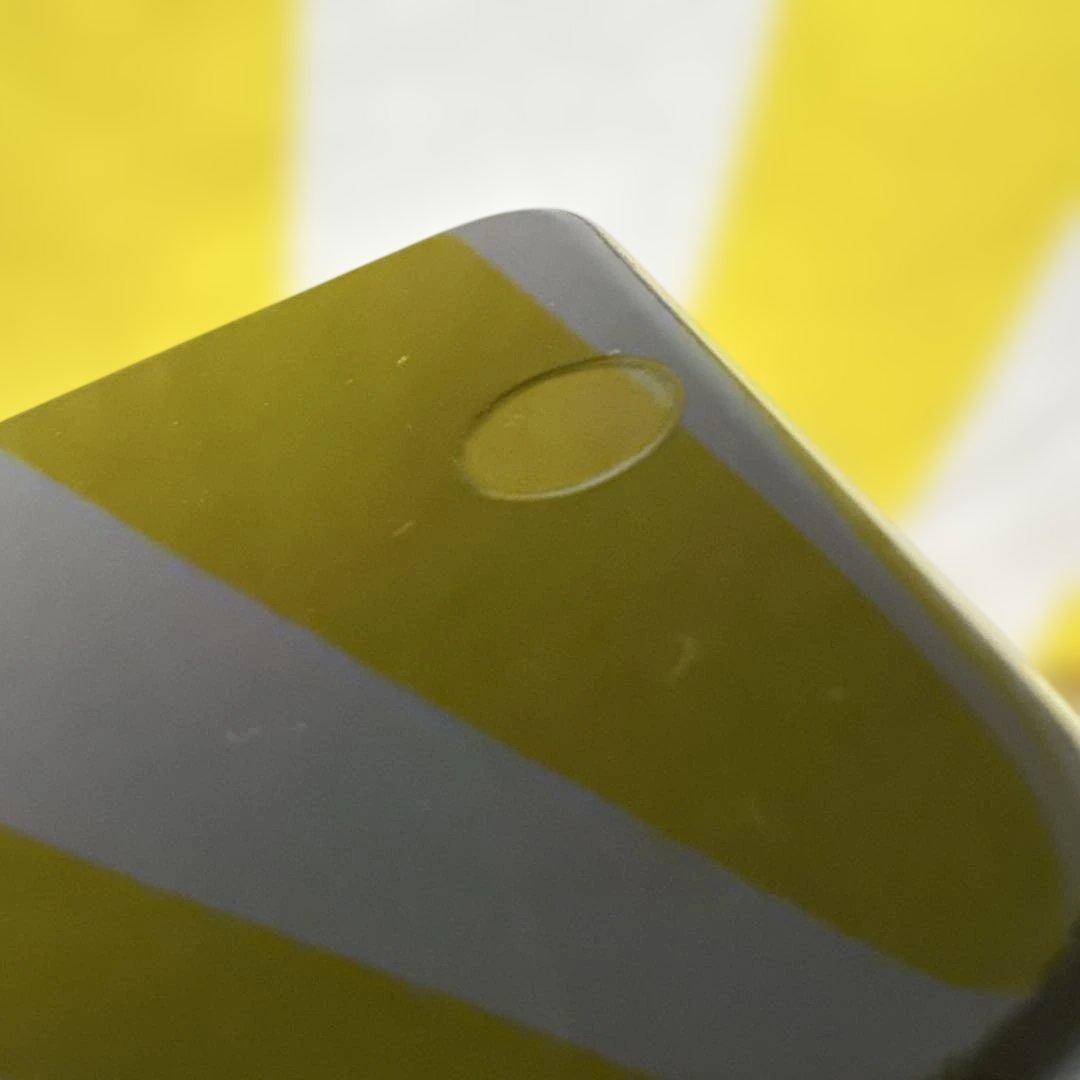 m*♡様 キッズにいかが？ iPhone SE2 64GB ホワイト