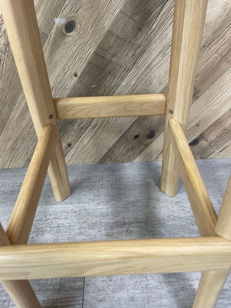 カリモク ニュースタンダード　Archive Barstool Pad High