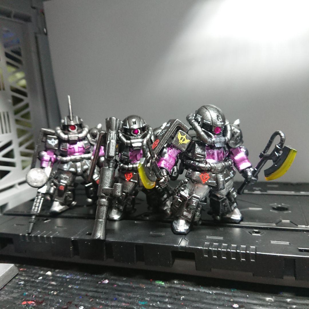 ガンダムコンバージ 黒い三連星 専用高機動型ザク 3機体セット リペイント