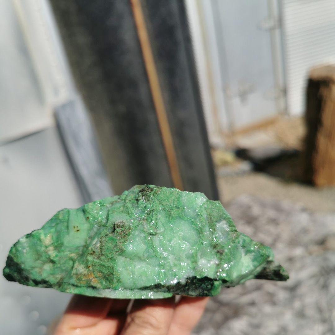 ナミビア翡翠　278.5　翡翠　ヒスイ　鑑賞石　石　置物　オブジェ　インテリア