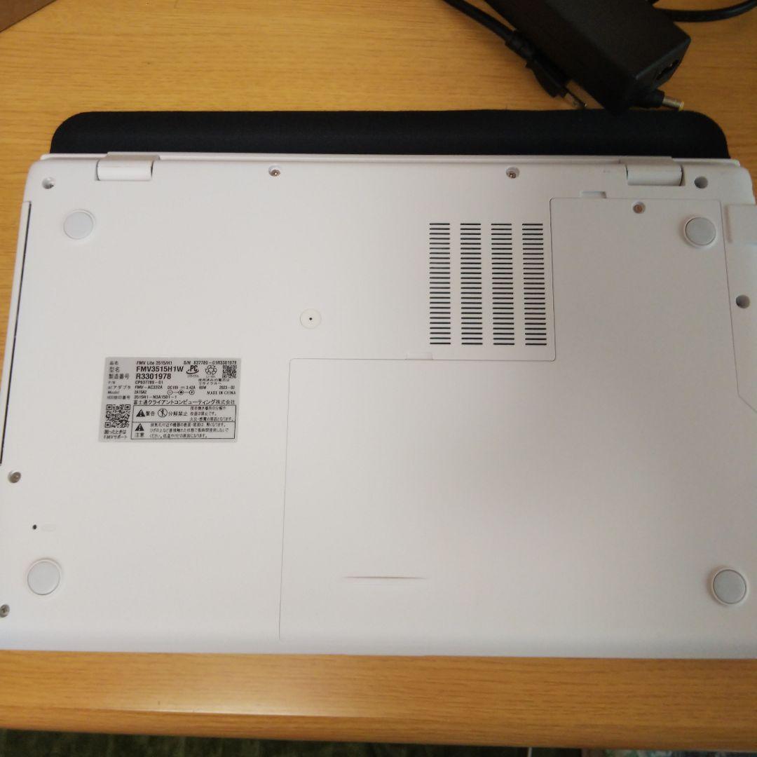 大特価 早い者勝ち 中古 FMV 3515H1W