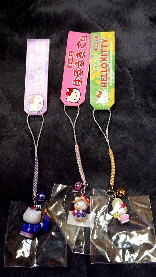 K*N様 ご当地ハローキティ ストラップ 12個セット F