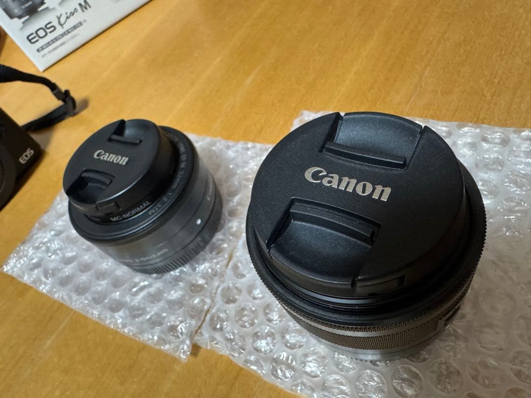 EOS Kiss M ダブルズームキット（極美品）