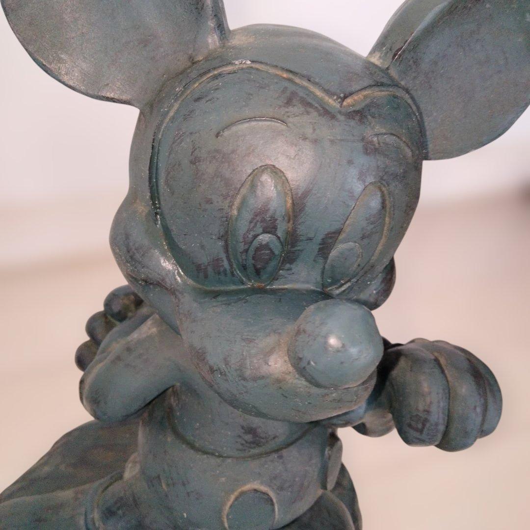 ミッキーマウス スタチュー