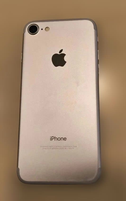 iPhone7 128GB シルバー 動作良好 液晶保護フィルム付