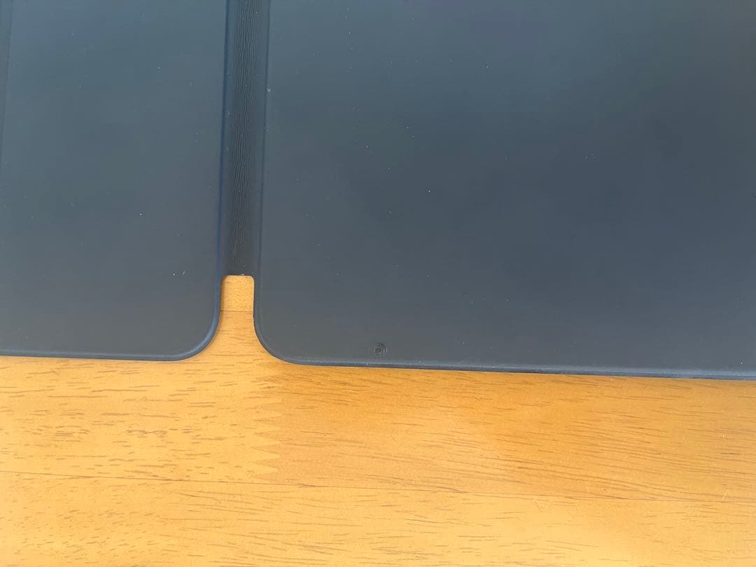 純正Apple iPad Pro Smart Keyboard Folio11