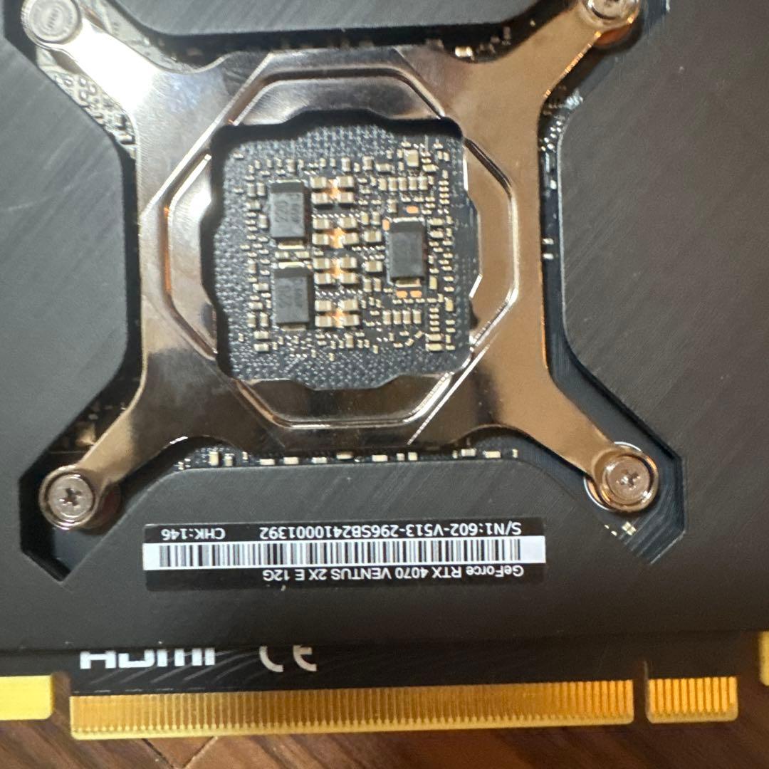 グラフィックボード・グラボ・ビデオカード MSI RTX4070 ventus 12GB