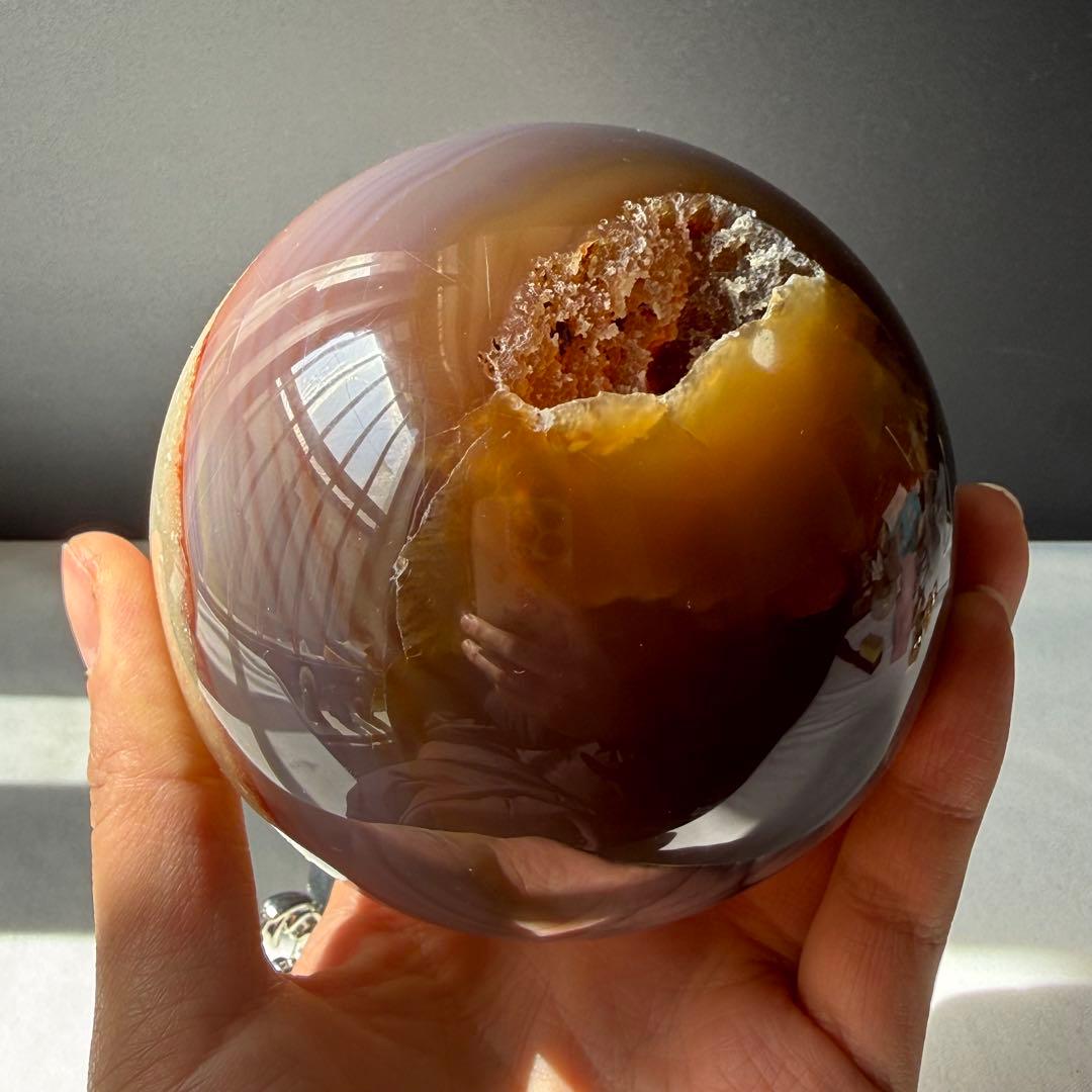 天然石シュガー瑪瑙の笑い口　置物　スフィアNO.030714