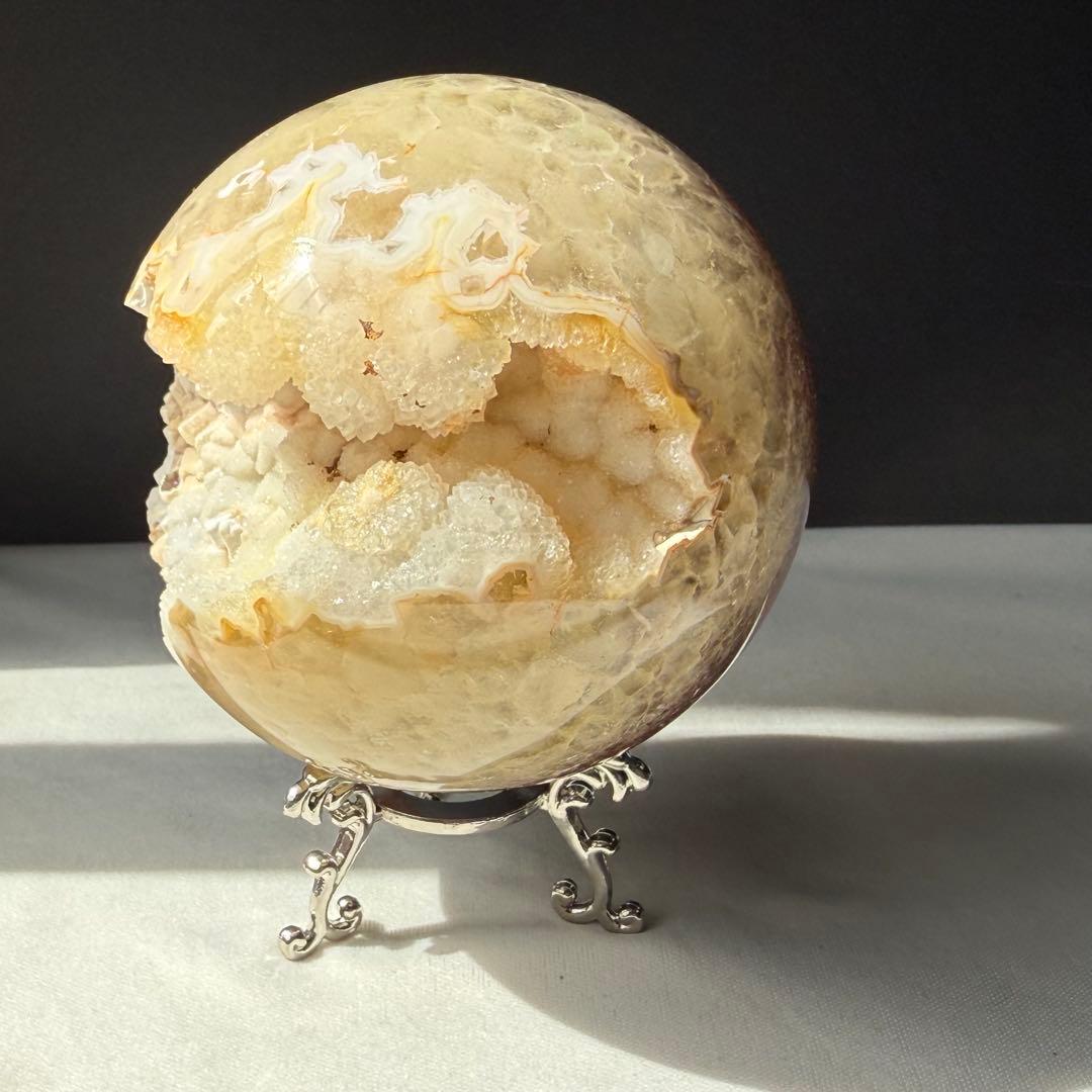 天然石シュガー瑪瑙の笑い口　置物　スフィアNO.030714