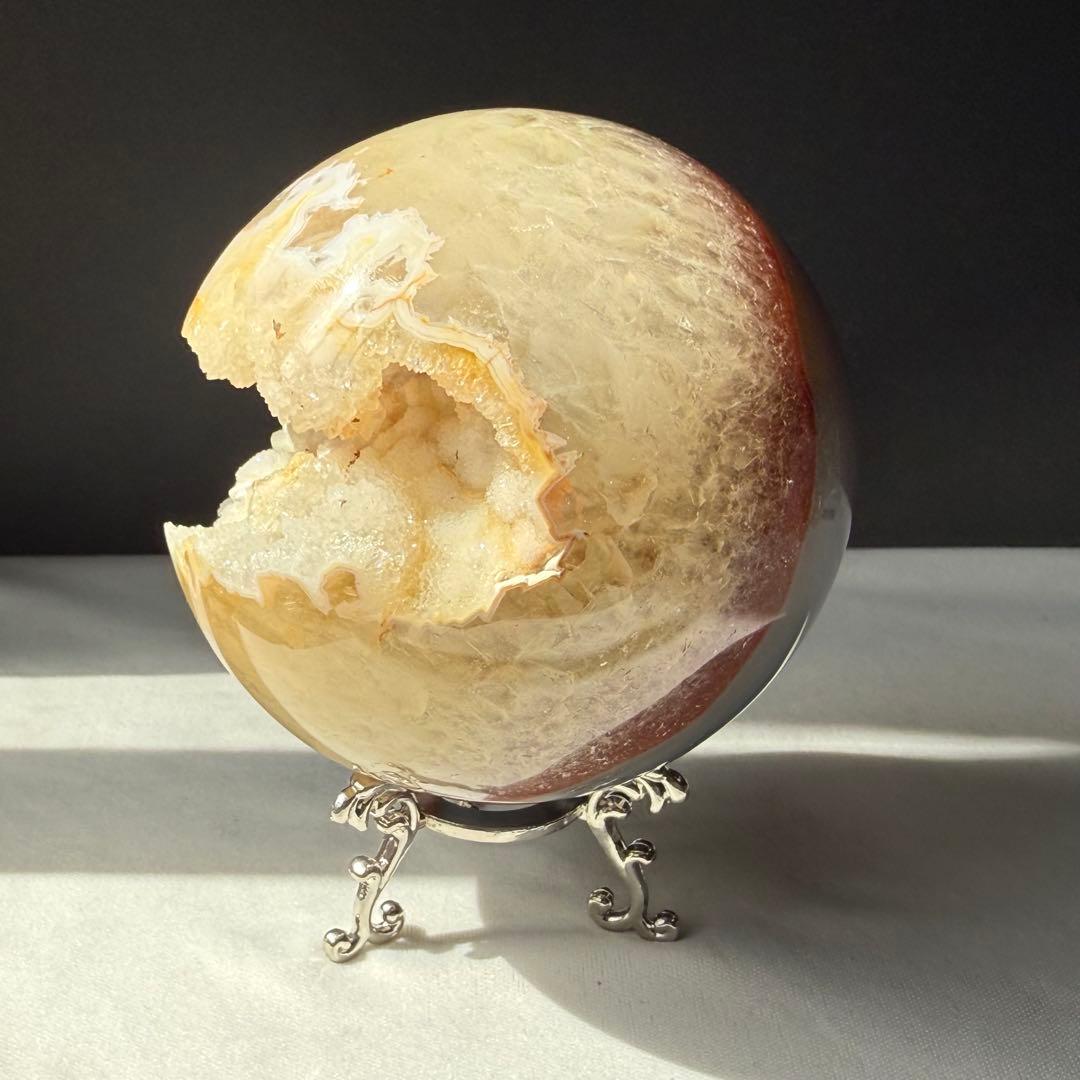 天然石シュガー瑪瑙の笑い口　置物　スフィアNO.030714