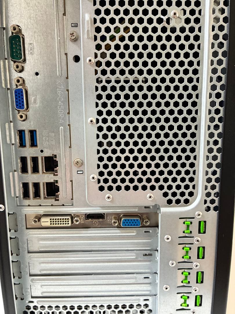 Fujitsu PRIMERGY TX1310 M1 サーバー