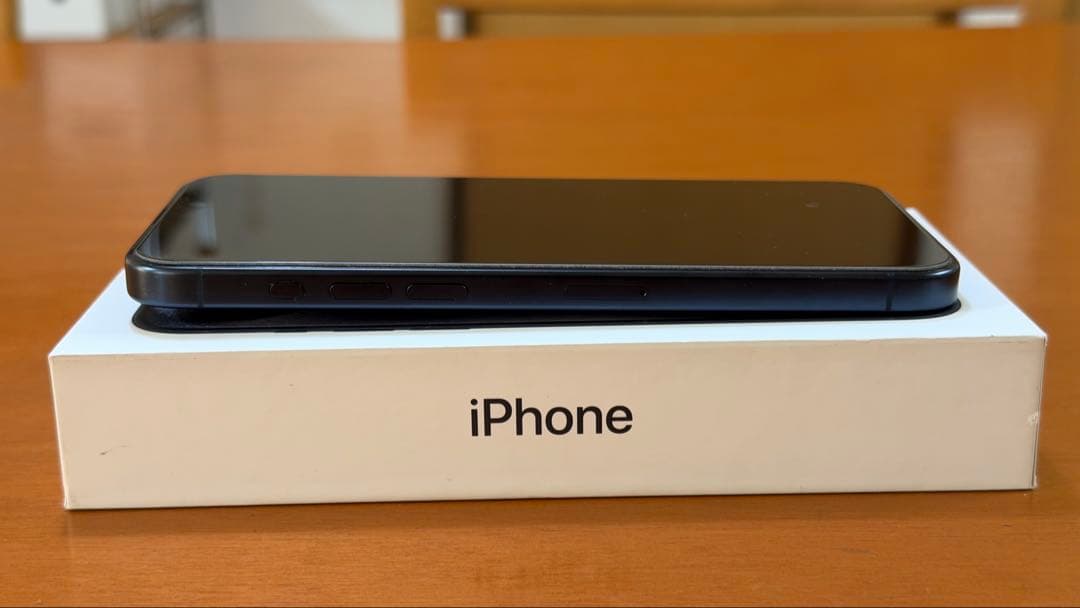 【極美品】iPhone 15 Pro Max ブルーチタニウム 256GB