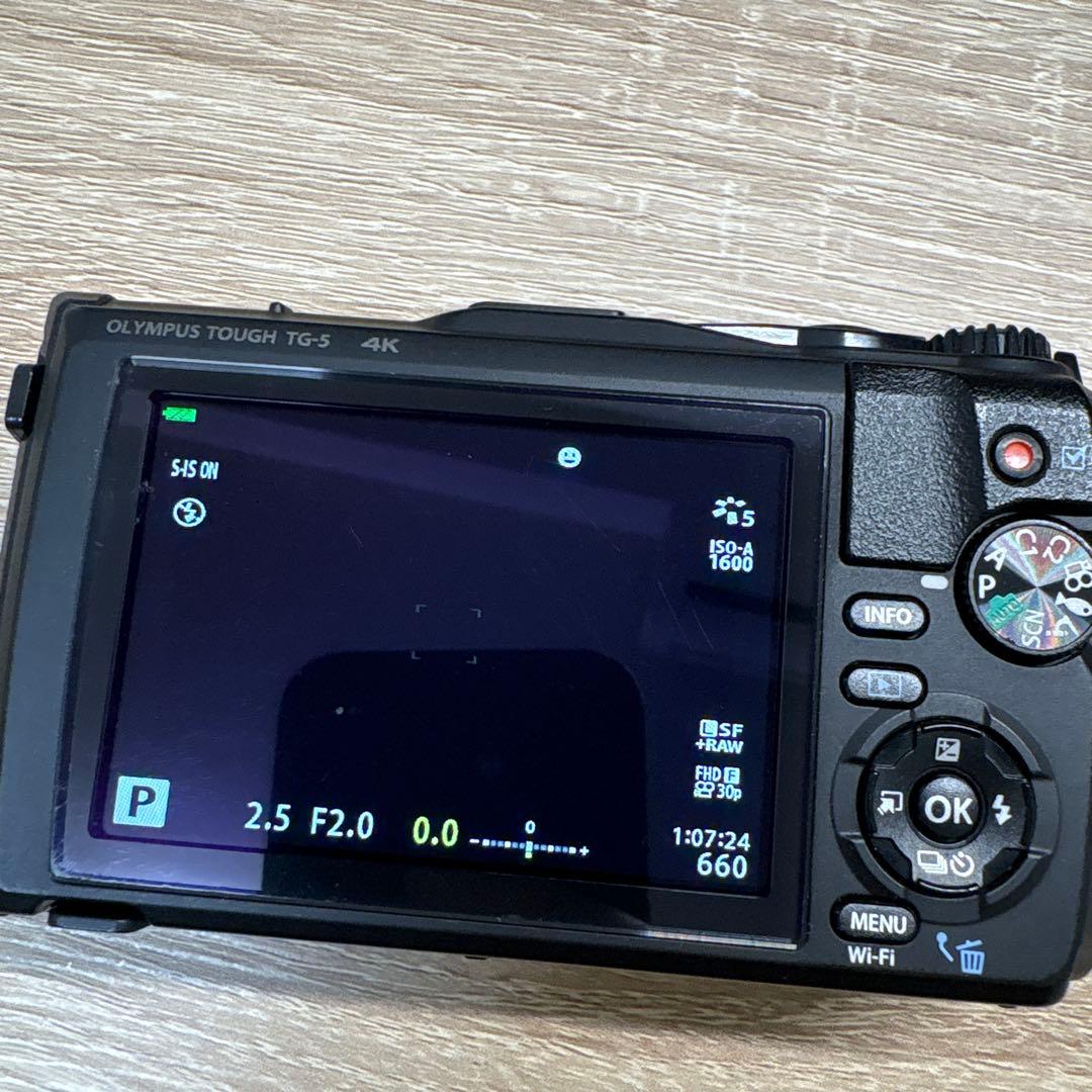 OLYMPUS TG-5 シャッター数2030