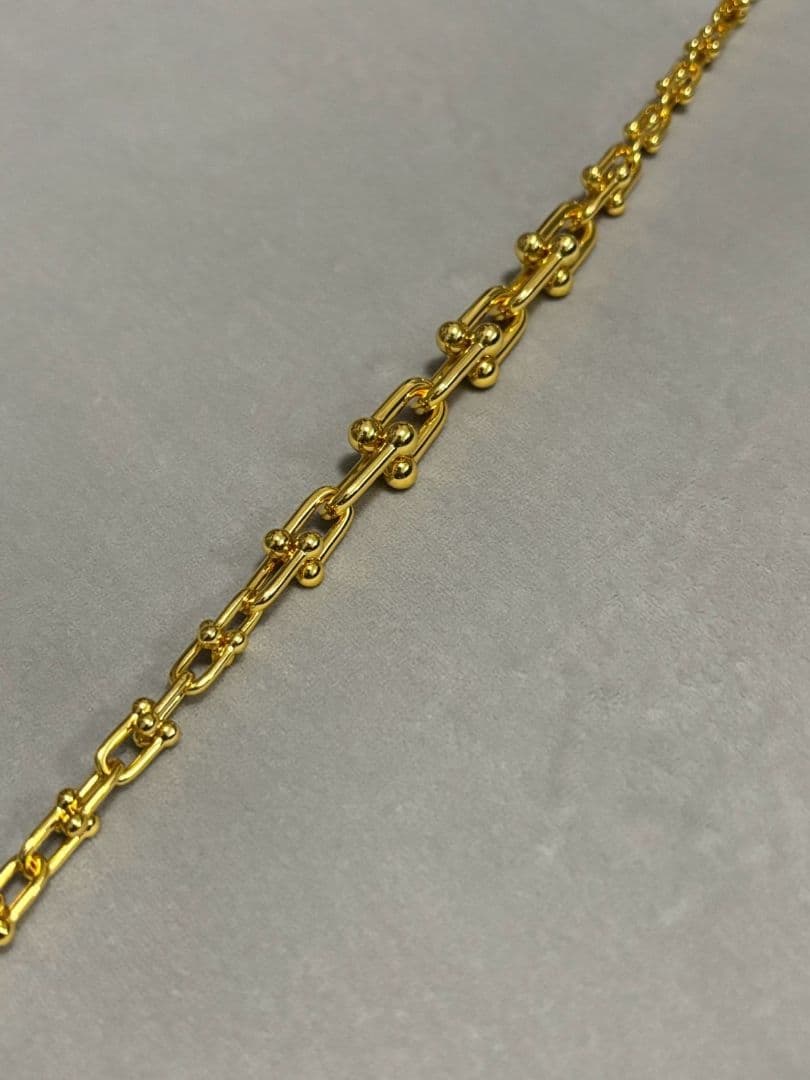 ジルコニア輝く 個性派 チェーンネックレス　ゴールド　シルバー