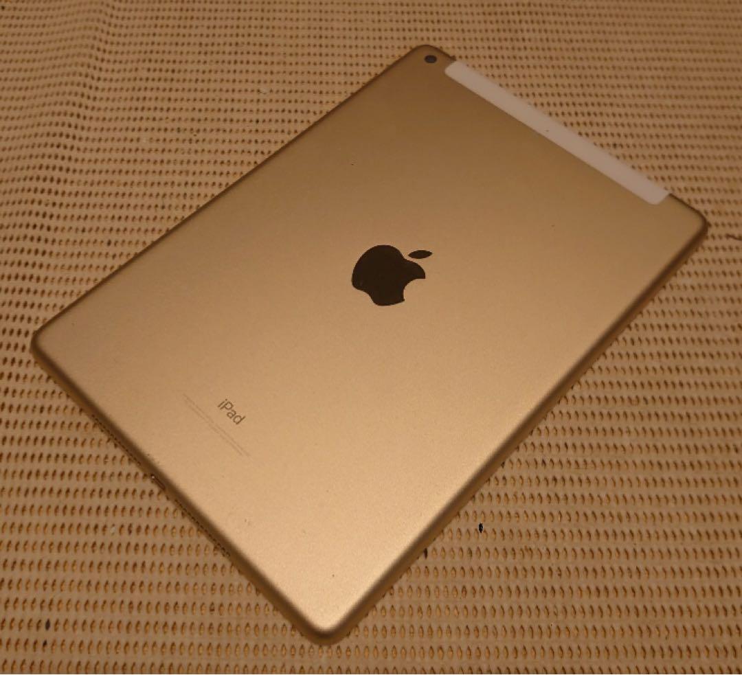 完動品SIMフリーiPad第5世代(A1823)本体128GB送料込SHP62