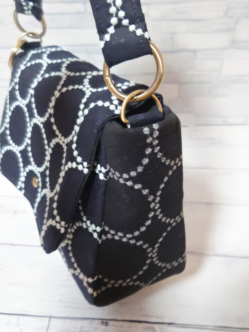 tambourine　navy ミナペルホネン カバーバッグ