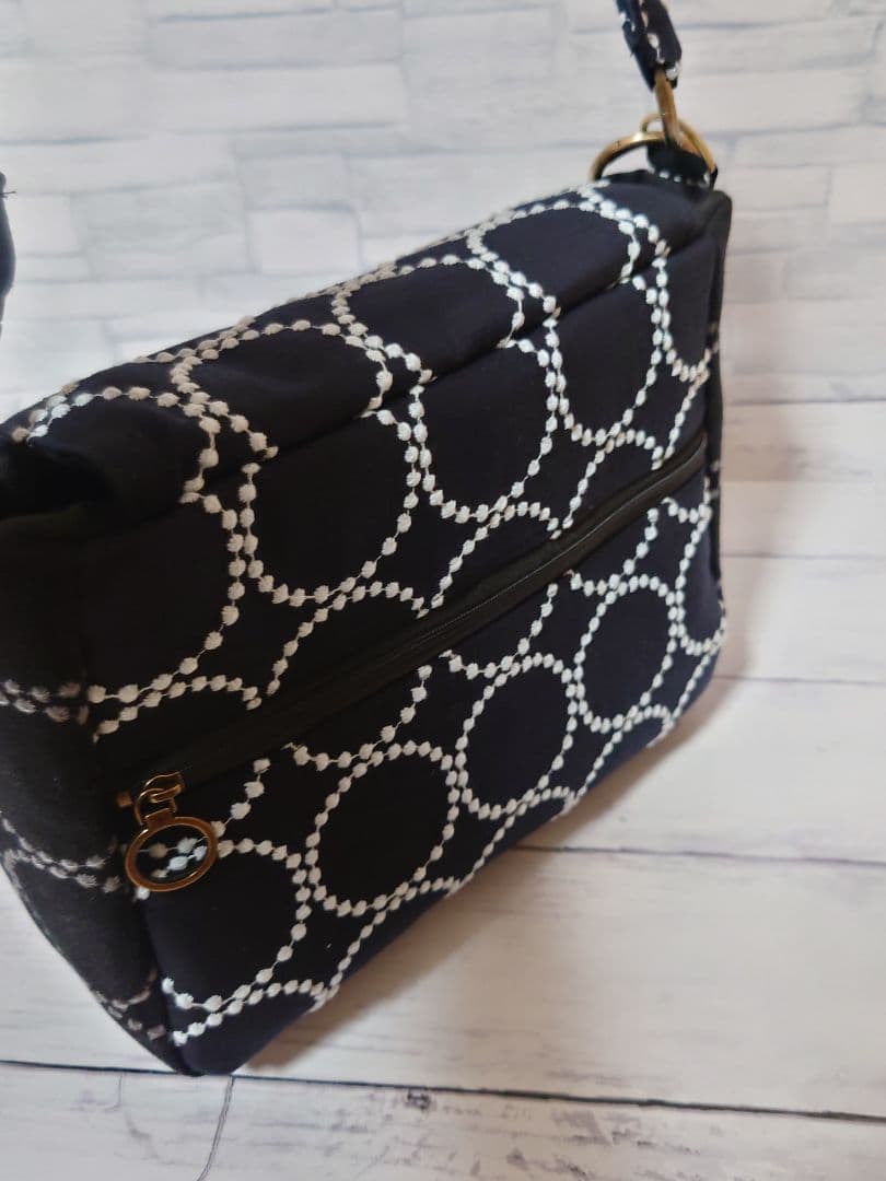 tambourine　navy ミナペルホネン カバーバッグ