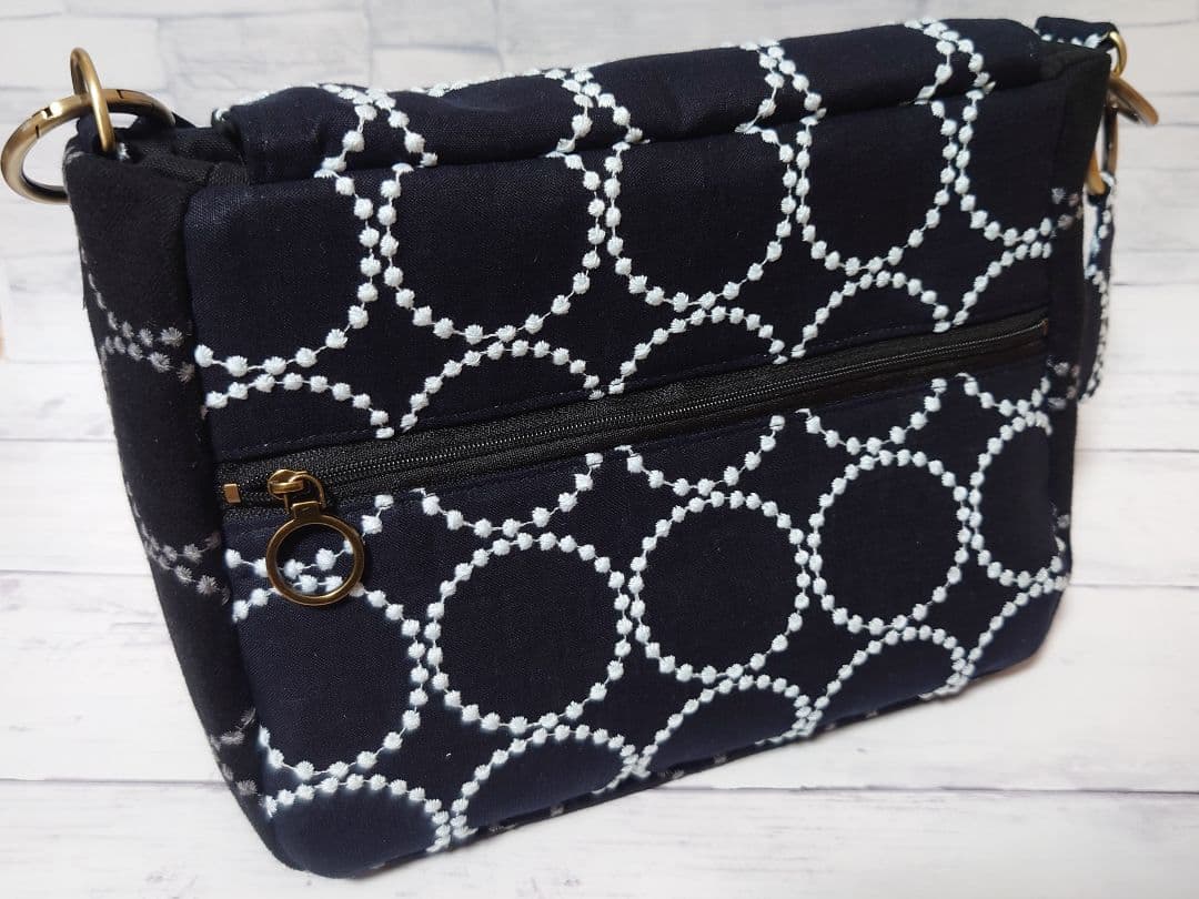 tambourine　navy ミナペルホネン カバーバッグ