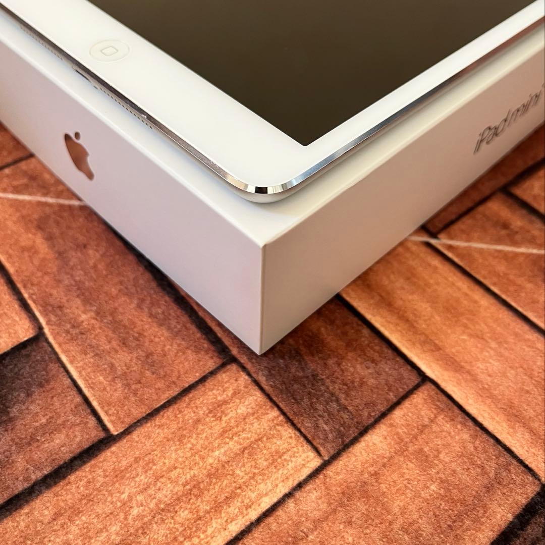 iPad本体 Apple iPad Air Wi-Fi 32GB