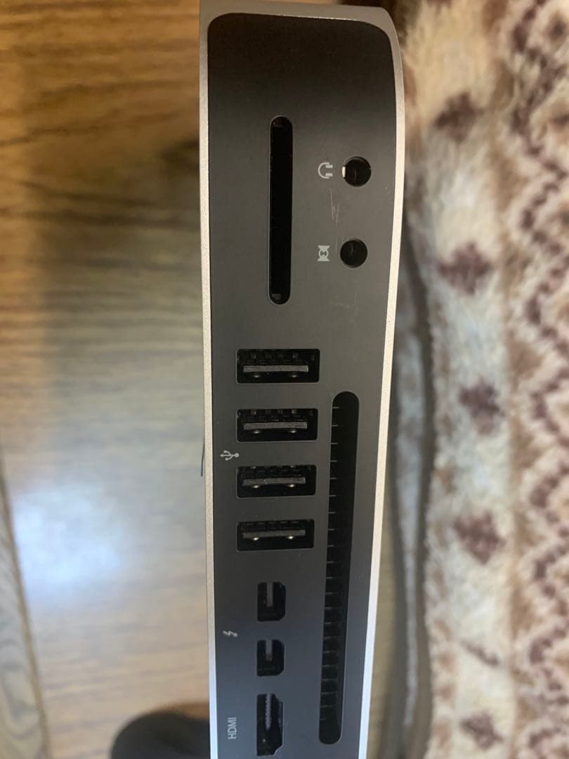 Mac mini (Late 2014) Core i5 8GB デュアルSSD