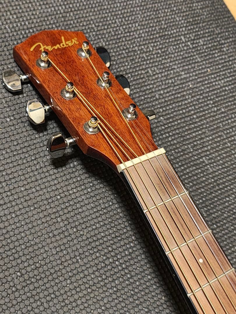 FenderエレアコCD-60CE NAT/美品 ギグケース付