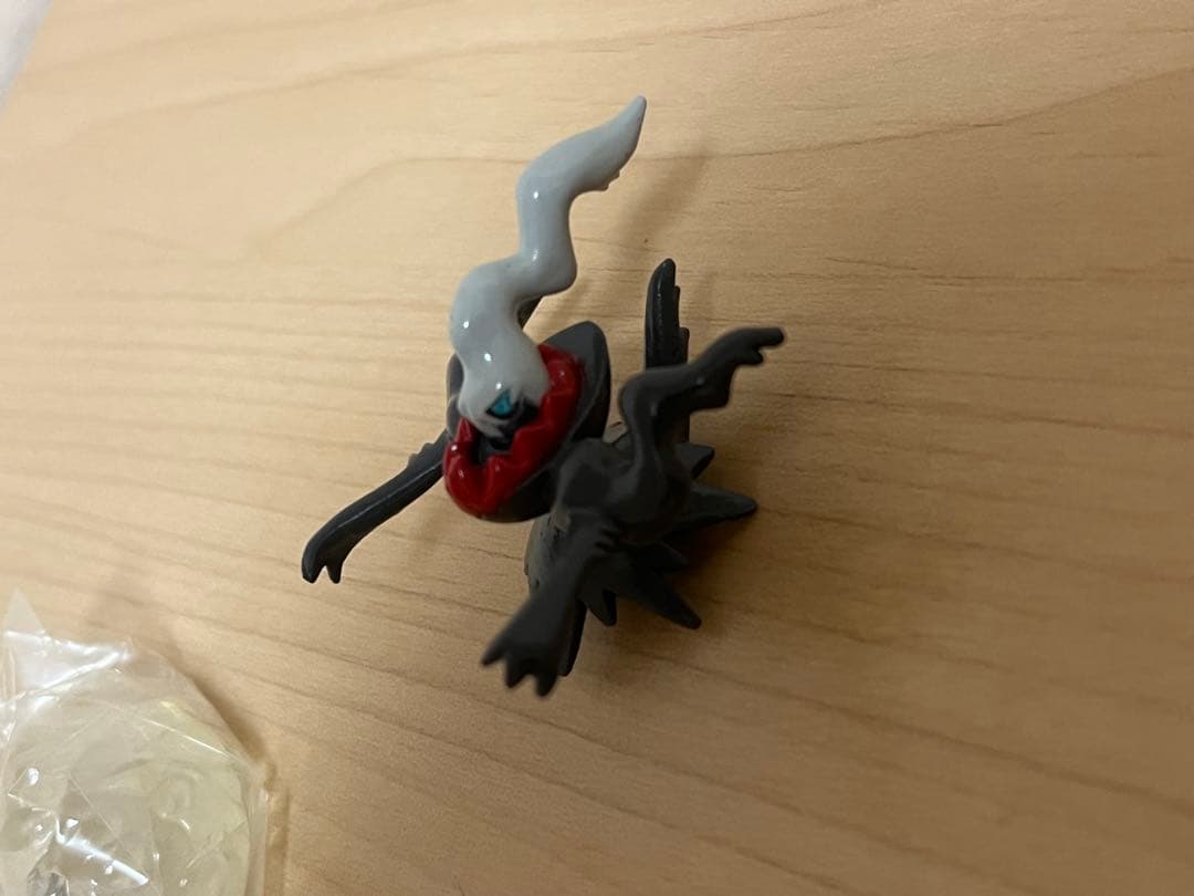 モンコレ　ダークライ　フィギュア