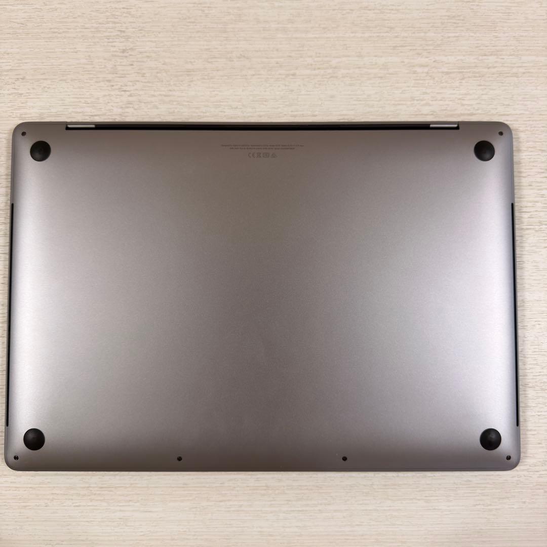MacBookpro 2019 16インチ　1T 64gb