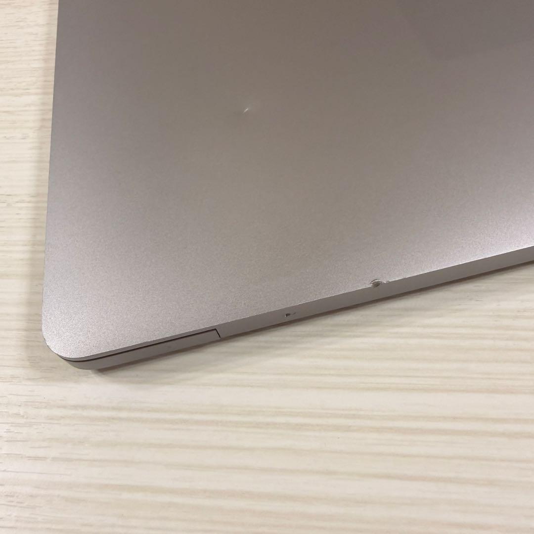 MacBookpro 2019 16インチ　1T 64gb