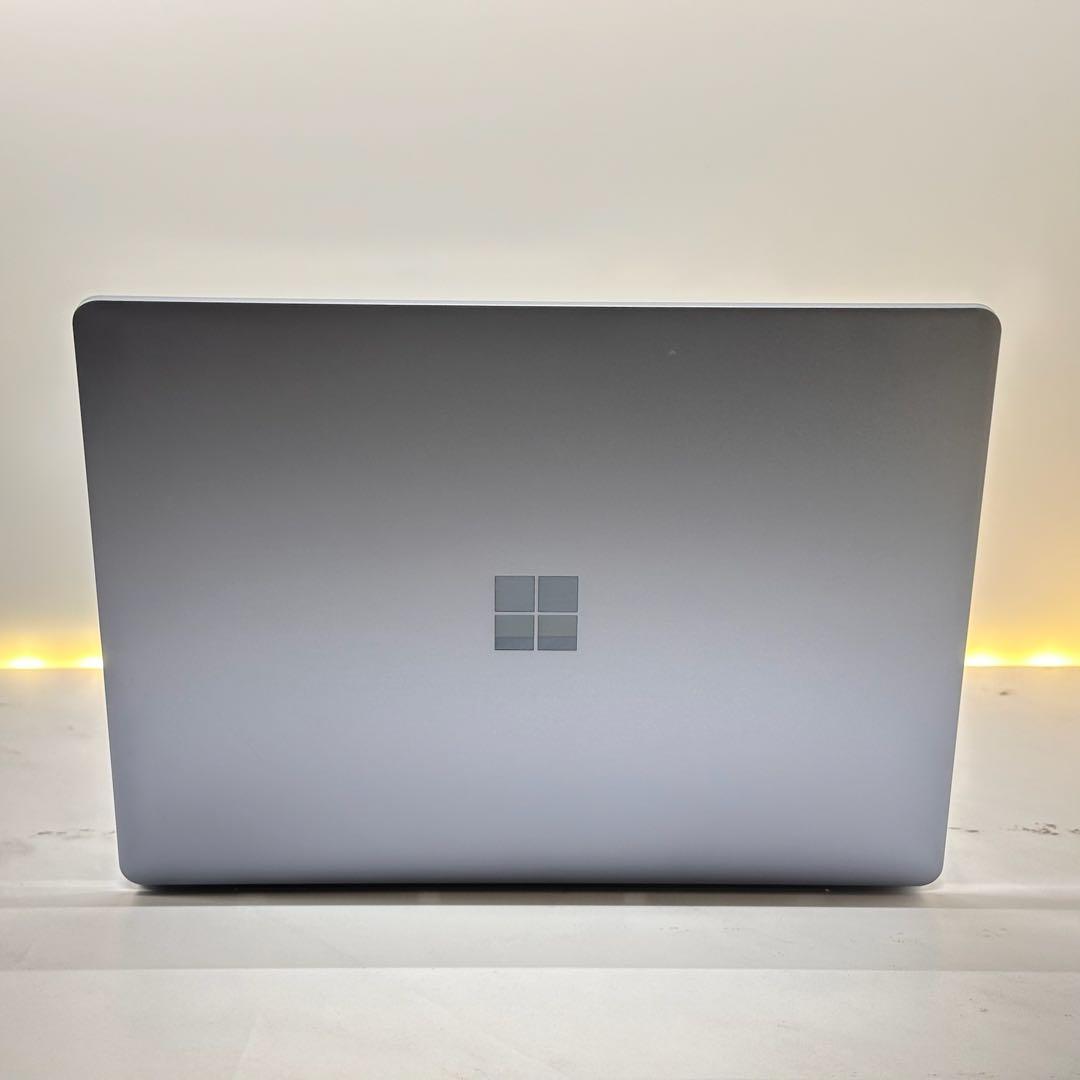 準新品　Surface Laptop Go2 i5/8/256 Office