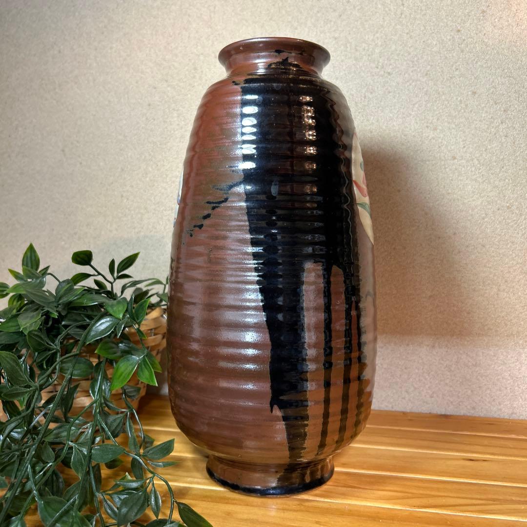 期間限定お値下げ　陶器の花瓶 手描き　フラワーベース