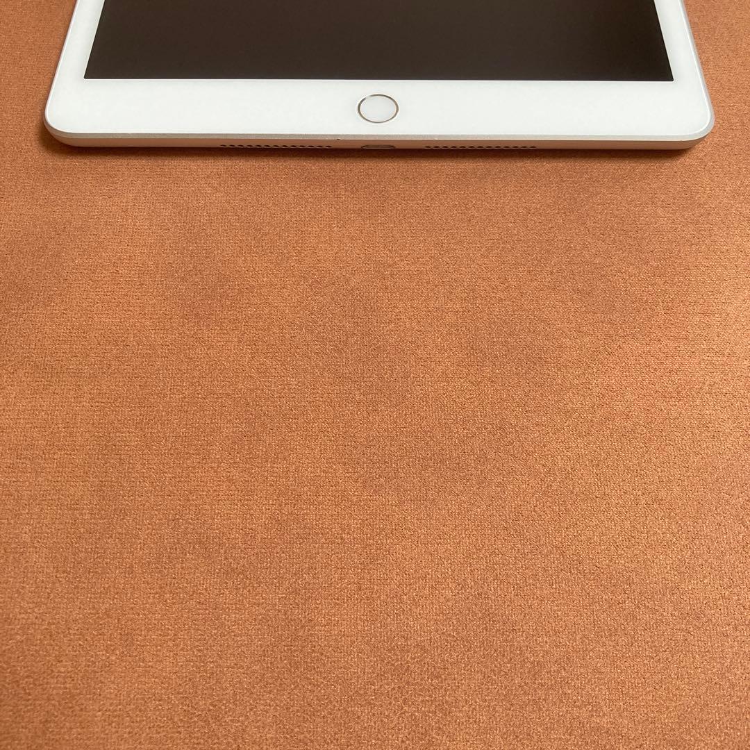 1111【早い者勝ち】電池ほぼ新品☆iPad7第7世代32GB WIFIモデル☆