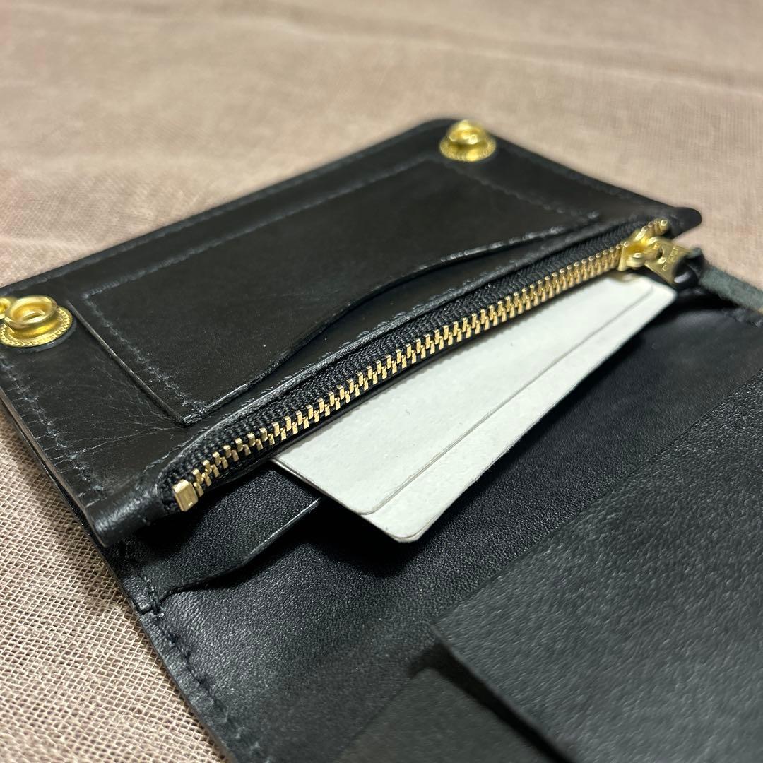 トラッカーウォレット　牛革クロコ型押し　2つ折り財布　ミドルウォレット