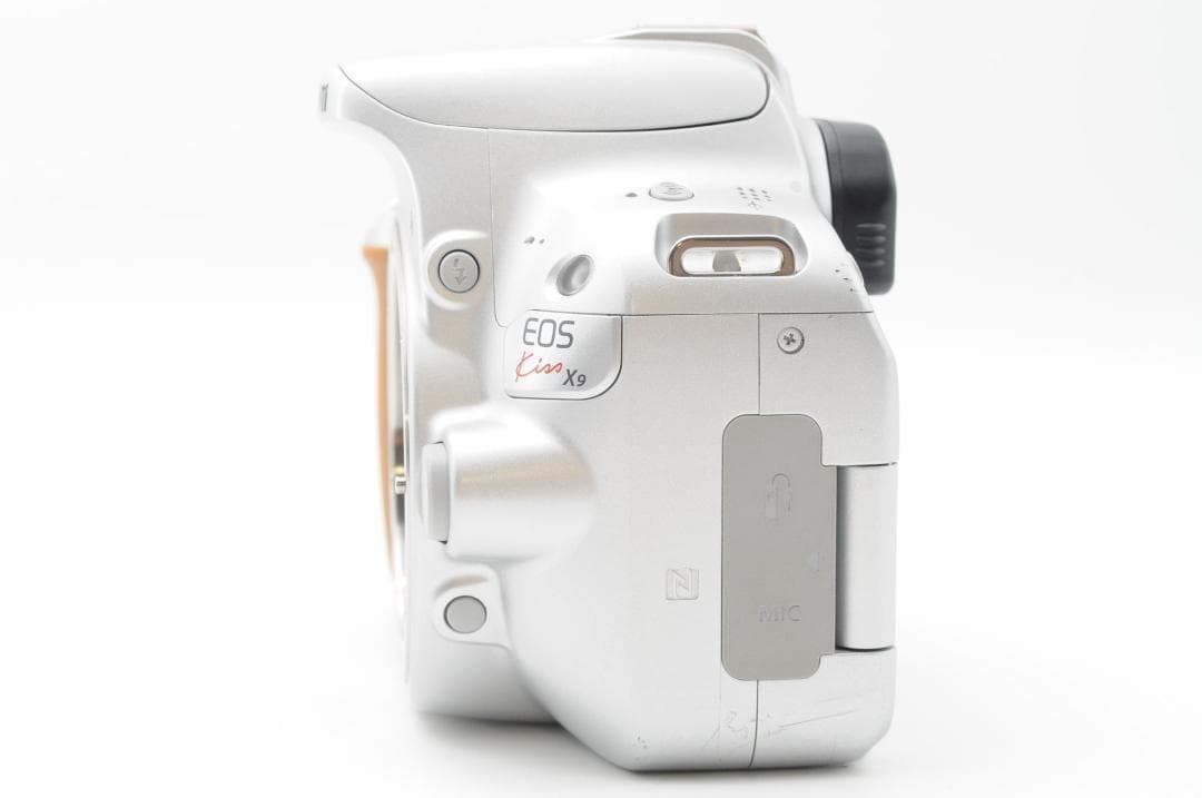 ●新品クラス⑥●夏SALE● Canon EOS Kiss x9 ダブルレンズ
