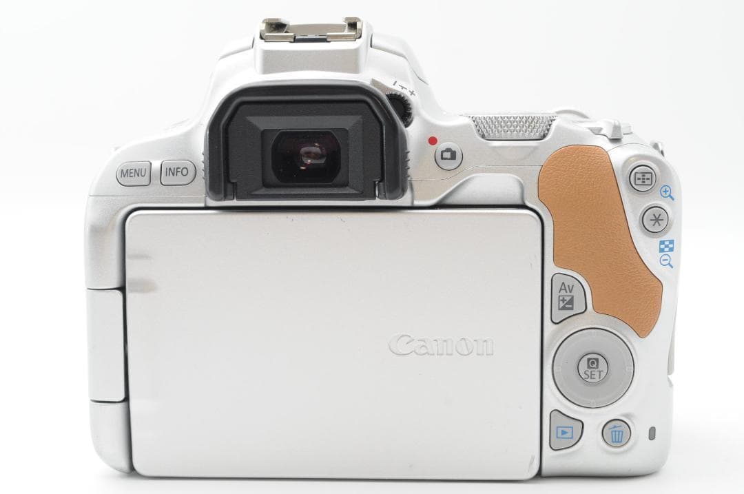 ●新品クラス⑥●夏SALE● Canon EOS Kiss x9 ダブルレンズ