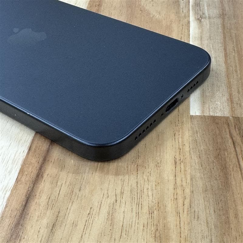 【美品】iPhone 15 PLUS｜128gb｜国内SIMフリー　容量100%