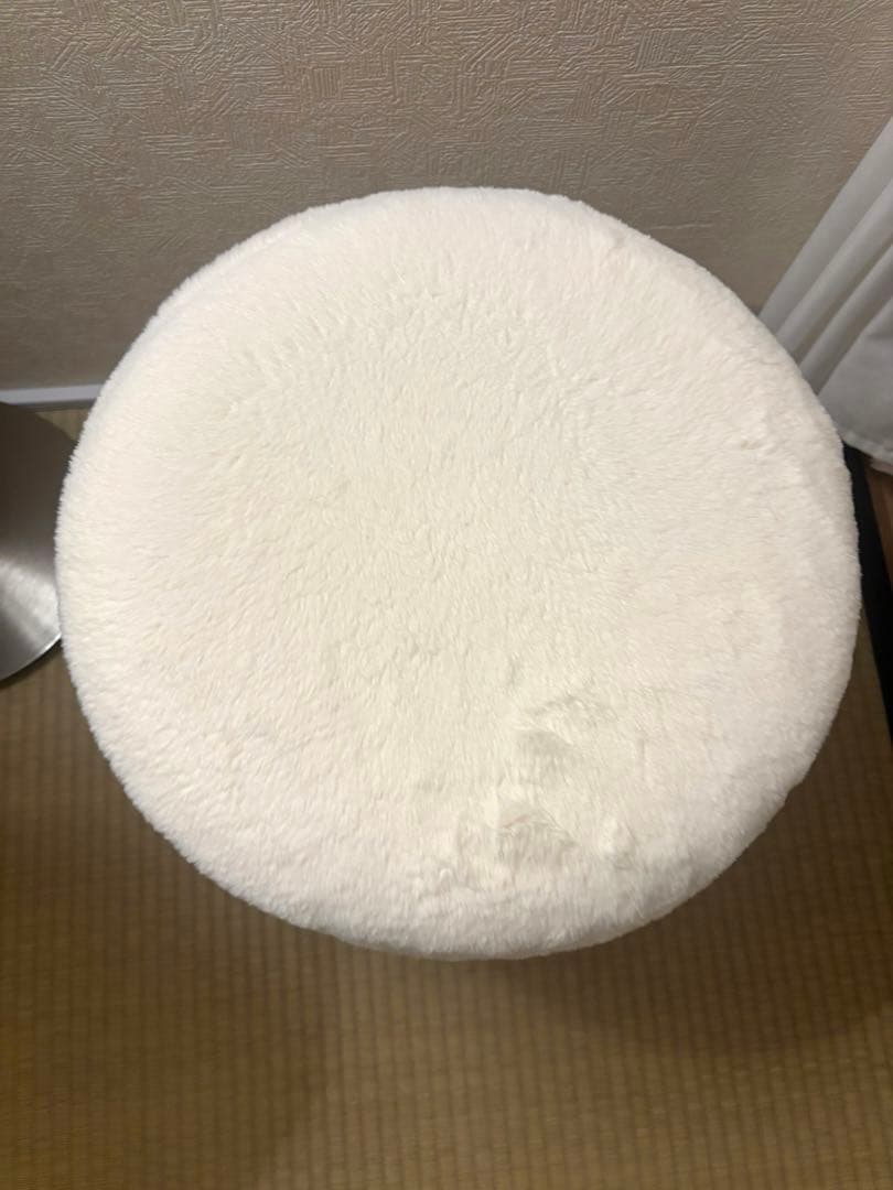 【匿名配送】ホワイトファー　スツール　キャスター付き