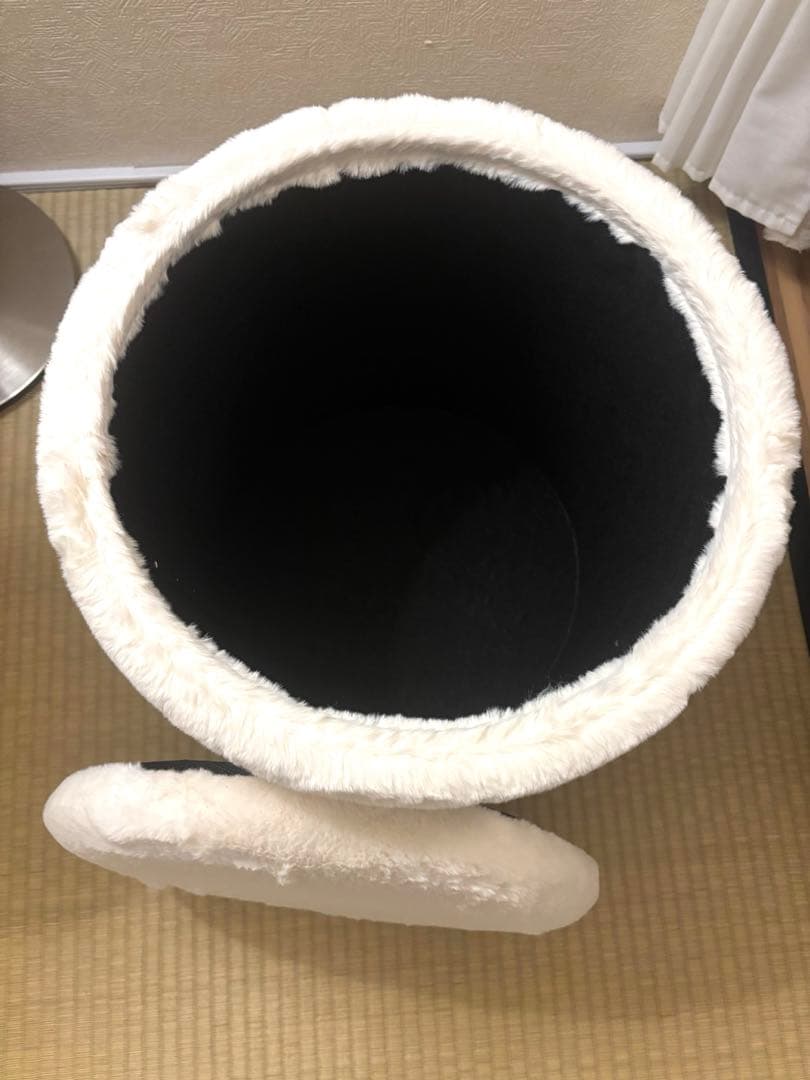 【匿名配送】ホワイトファー　スツール　キャスター付き