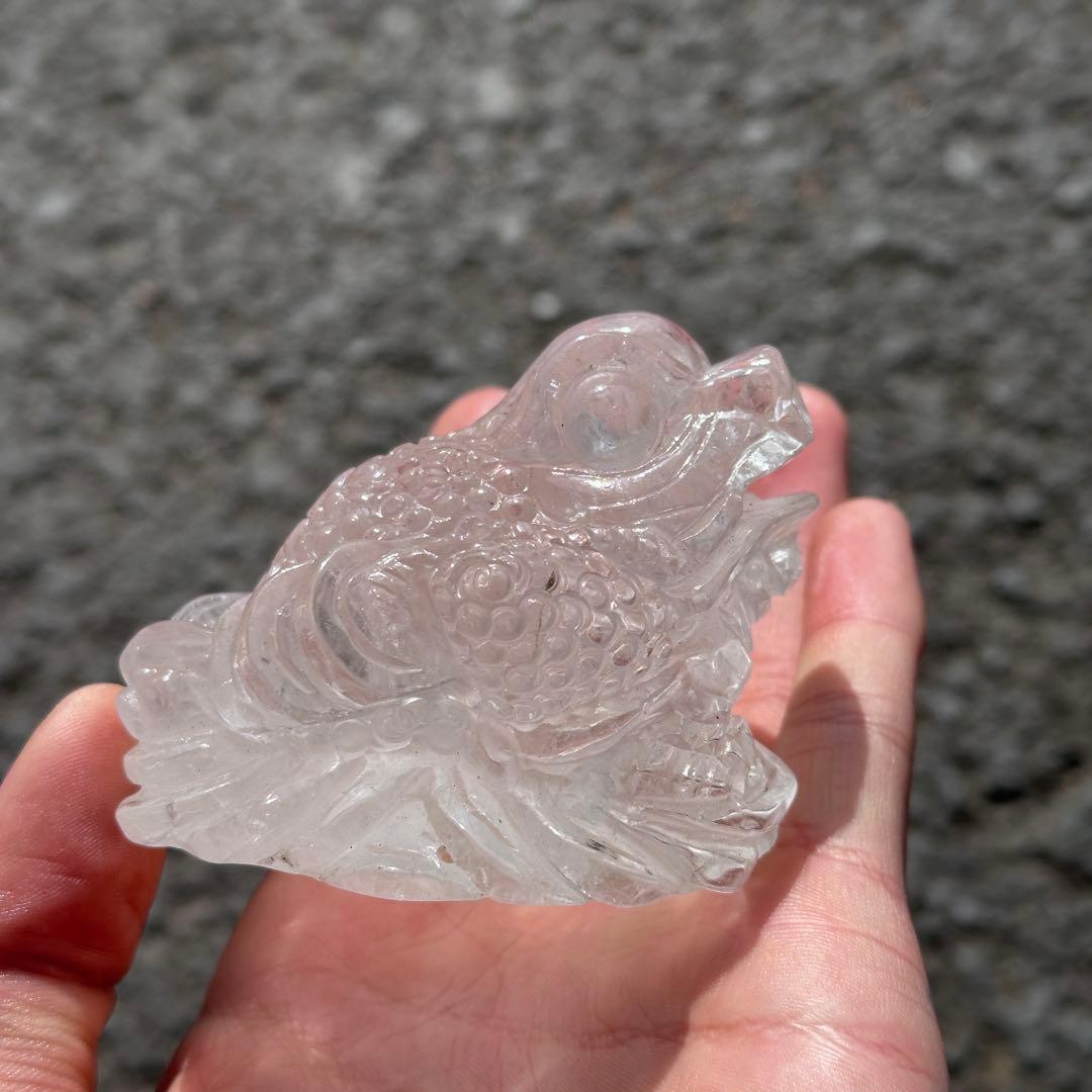 天然石水晶の銭蛙　置物　ご購入前に在庫確認必要G.760