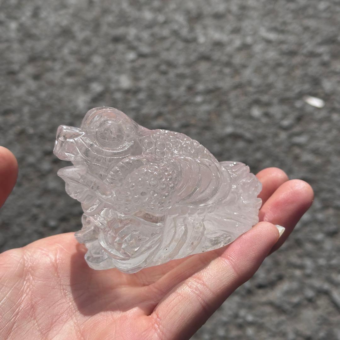 天然石水晶の銭蛙　置物　ご購入前に在庫確認必要G.760