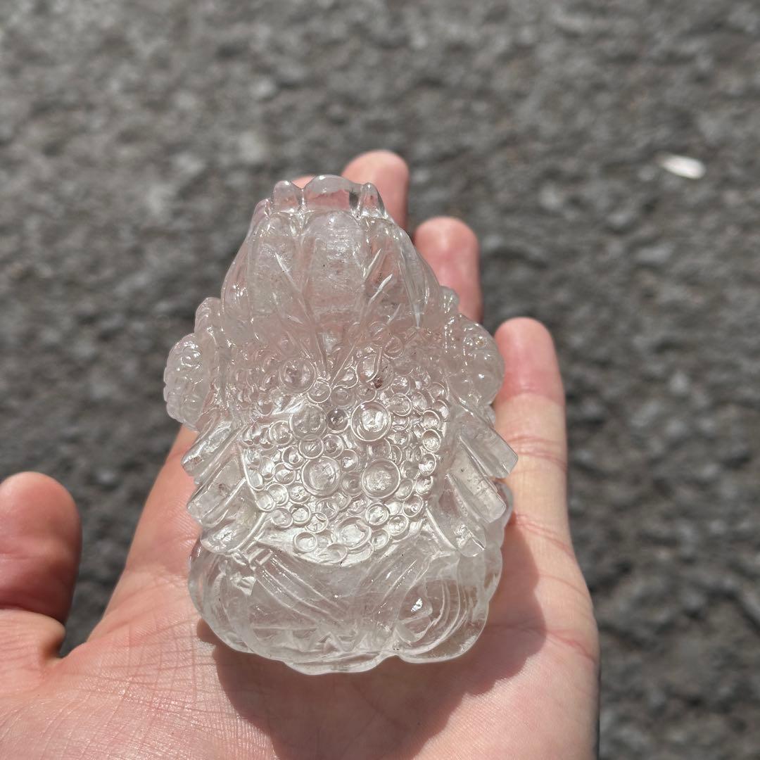 天然石水晶の銭蛙　置物　ご購入前に在庫確認必要G.760