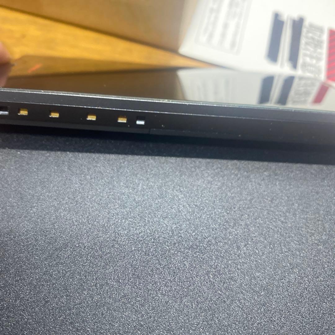 docomo SH-06D エヴァンゲリオンデザイン