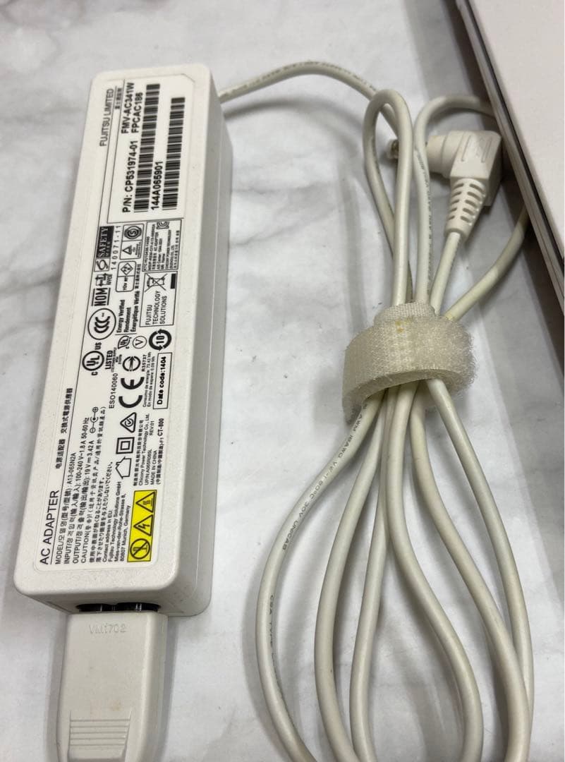 FUJITSU 富士通 ノートパソコン Floral Kiss