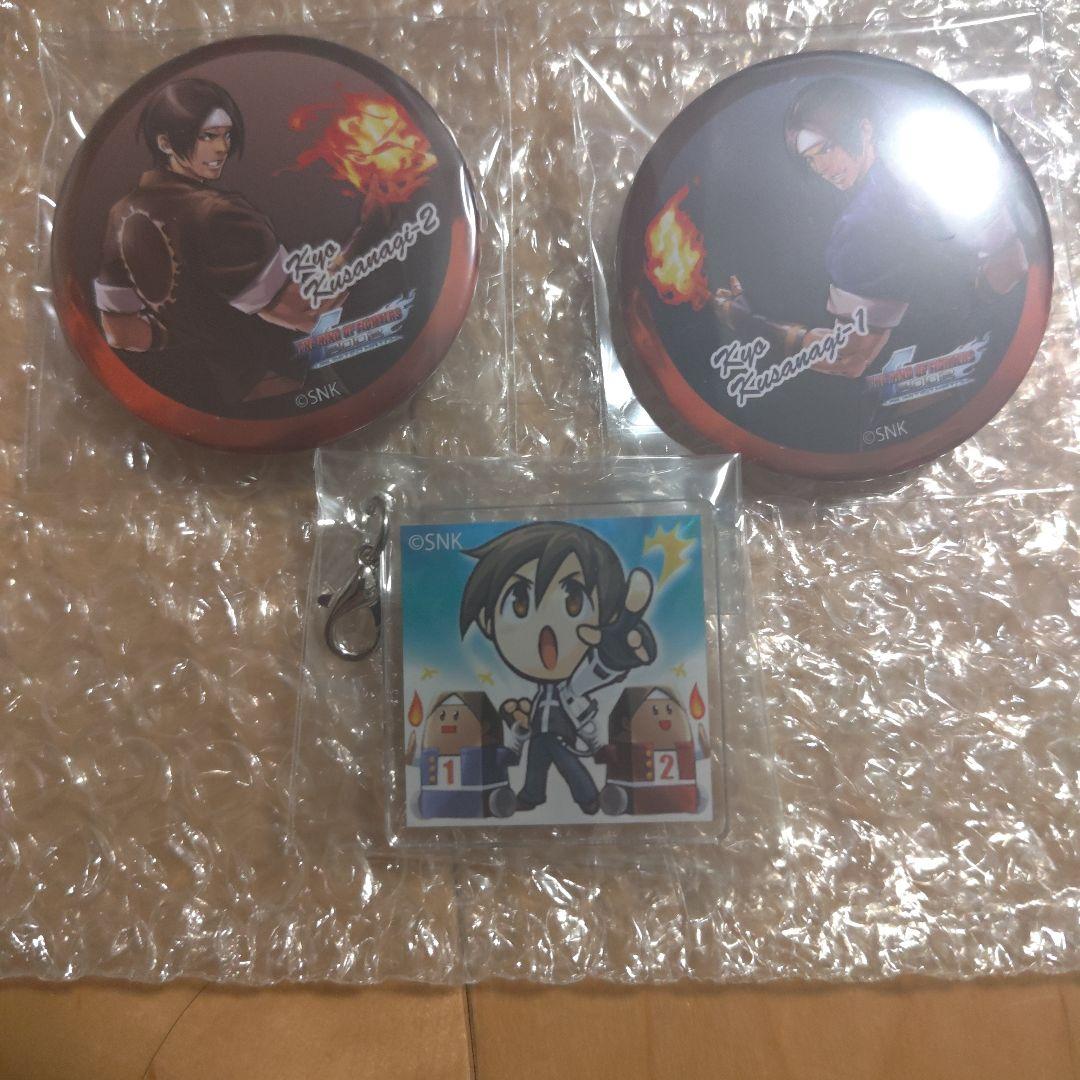 KOF 草薙京 グッズセット アクリルスタンド 缶バッジ