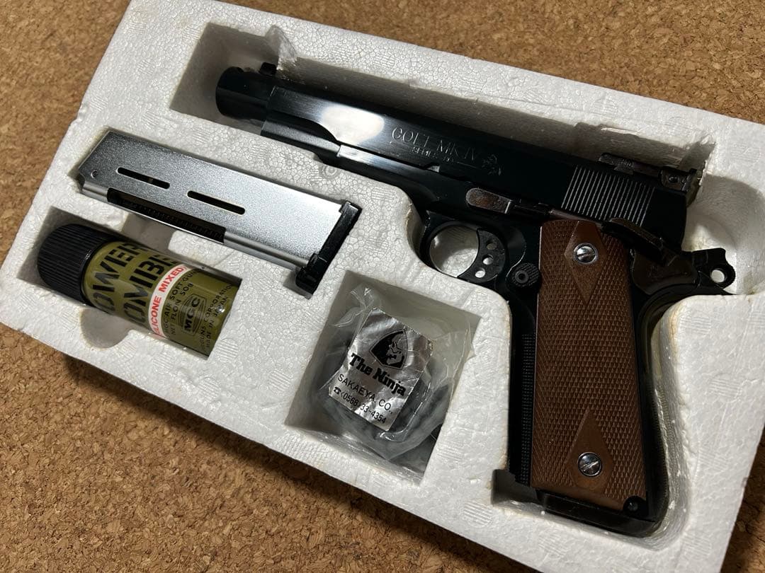 MGC WILSON　LE オールブラックモデル　ガスガン　コブラグリップ付き