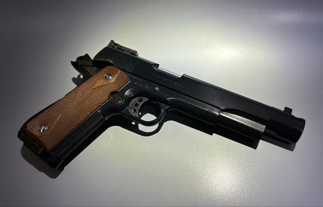 MGC WILSON　LE オールブラックモデル　ガスガン　コブラグリップ付き